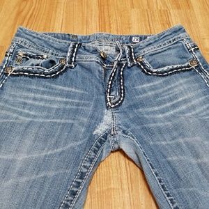 28 x 31 Miss Me Jeans